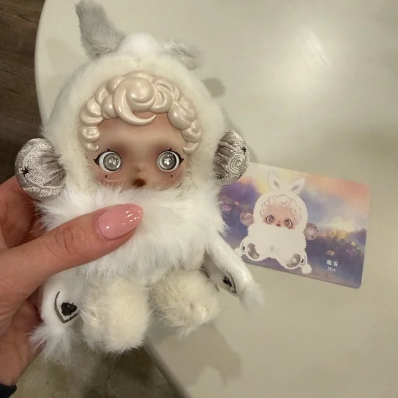 Authentic Skullpanda - “Mist” - Picture 1 of 2